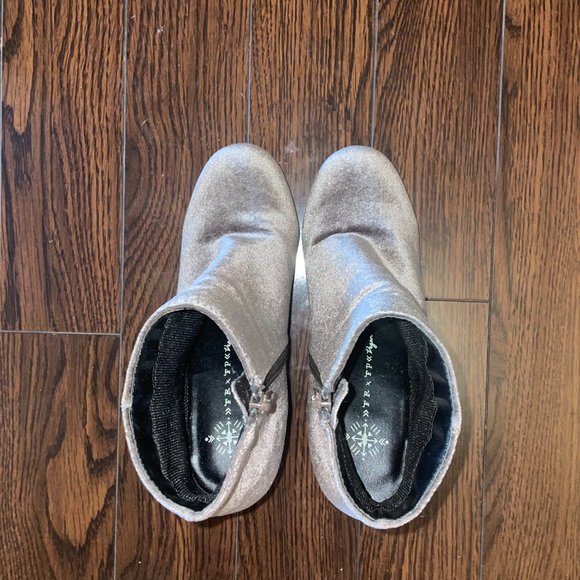 A very elegant boot - Picture 2 of 4